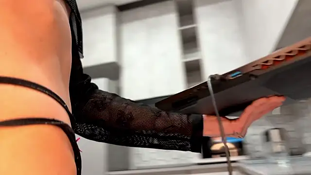 CHERLYBAY online show from February 2026 04:46:01 PM