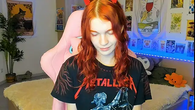 Snapshot of Sunny_Elly chatting on December 2024 05:49:02 AM Sunny Elly online show from December 2024 05:49:02 AM