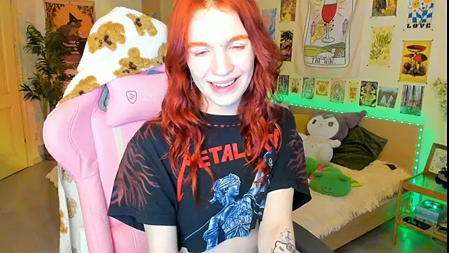 Snapshot of Sunny_Elly chatting on January 2025 11:31:02 AM Sunny Elly online show from January 2025 11:31:02 AM