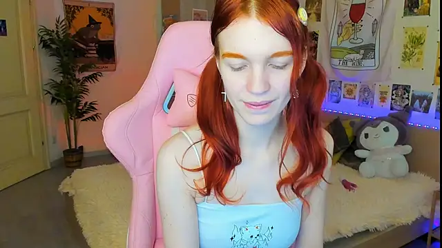 Snapshot of Sunny_Elly chatting on January 2025 09:51:02 AM Sunny Elly online show from January 2025 09:51:02 AM