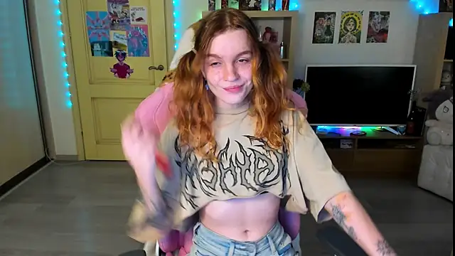 Snapshot of Sunny_Elly chatting on October 2025 03:46:02 PM Sunny Elly online show from October 2025 03:46:02 PM