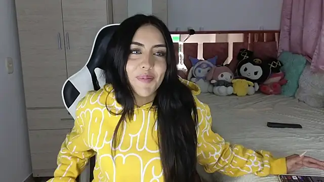 Snapshot of Angel_lusst chatting on December 2024 03:26:01 AM Angel lusst online show from December 2024 03:26:01 AM