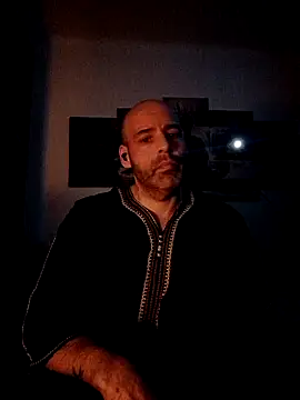 Snapshot of medioarabemediogypsi chatting on March 2026 12:39:02 AM medioarabemediogypsi online show from March 2026 12:39:02 AM