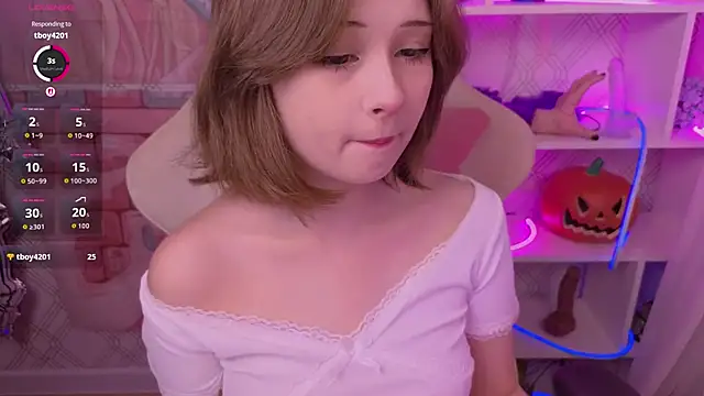 Mary uw online show from October 2025 03:28:02 AM