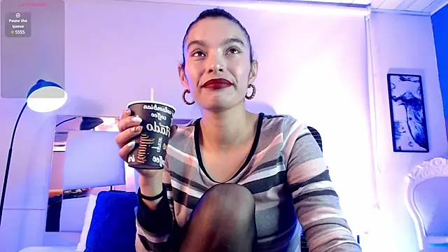 paulinabarnett- online show from March 2025 12:12:01 PM