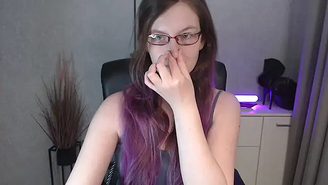 emmaxDelight online show from November 2025 06:35:02 AM