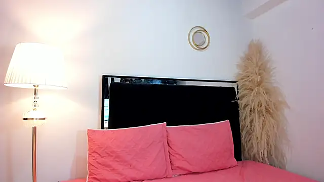 Snapshot of lilithTeen1_ chatting on March 2026 04:29:01 AM lilithTeen1 online show from March 2026 04:29:01 AM