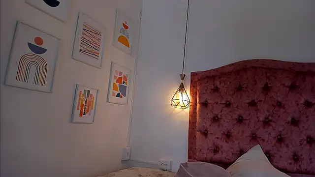 Snapshot of aprill21_ chatting on December 2024 01:46:01 PM aprill21 online show from December 2024 01:46:01 PM