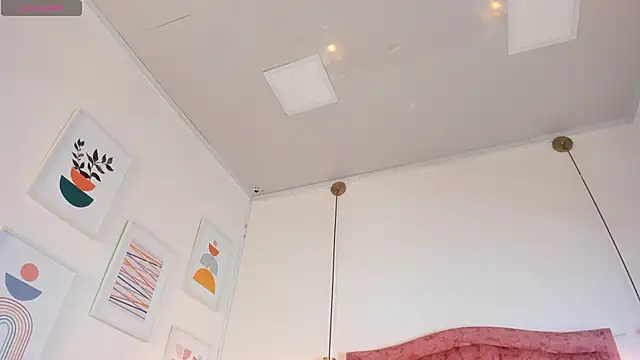 Snapshot of aprill21_ chatting on March 2025 01:52:02 PM aprill21 online show from March 2025 01:52:02 PM