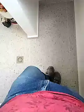 Snapshot of Gasparin32 chatting on December 2024 04:49:01 PM Gasparin32 online show from December 2024 04:49:01 PM