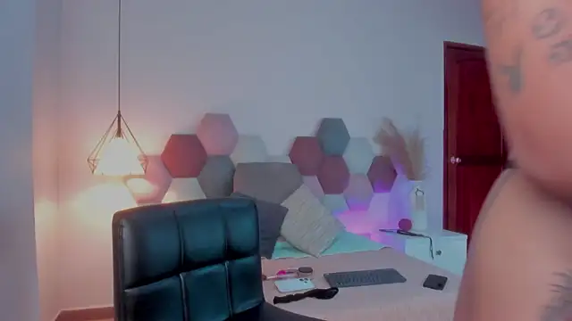 MelissaFoxx online show from February 2025 12:17:02 PM