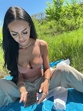 AmandaBby03 online show from April 2026 09:40:02 AM