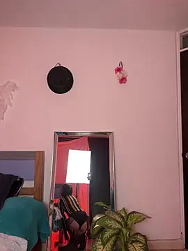 Snapshot of gabykovalenko14 chatting on January 2025 02:48:02 AM gabykovalenko14 online show from January 2025 02:48:02 AM