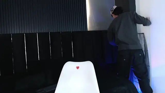 zander 2120 online show from March 2025 12:07:02 AM