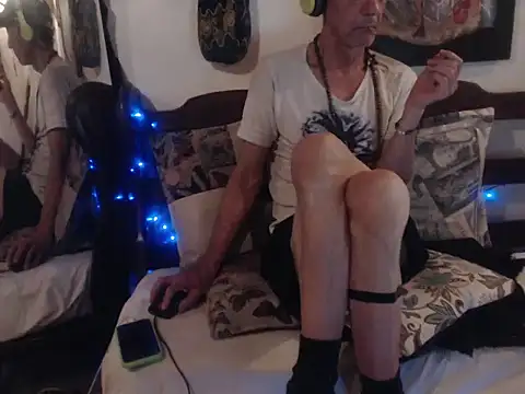 laye19 online show from October 2025 11:58:01 PM