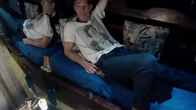 laye19 online show from November 2025 01:17:02 AM