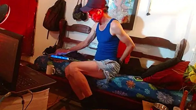 laye19 online show from February 2026 05:11:02 AM