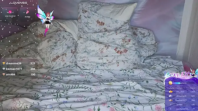 Coralie20  online show from March 2025 02:01:01 PM