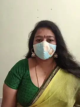 neelu-hoty online show from September 2025 12:50:01 PM