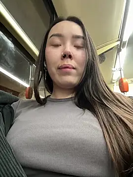 Asian Asami online show from March 2025 06:32:01 PM