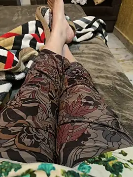 heena13 online show from November 2025 11:03:02 AM