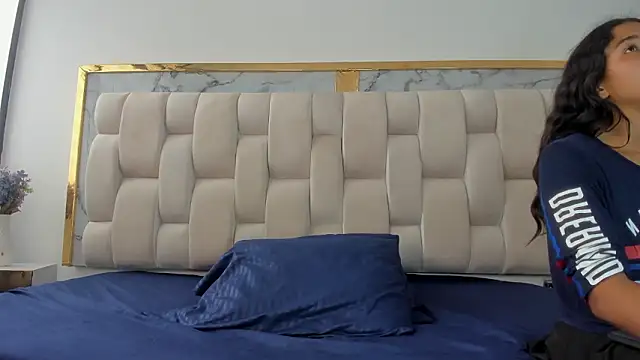 Hanna lens online show from March 2026 05:52:02 PM