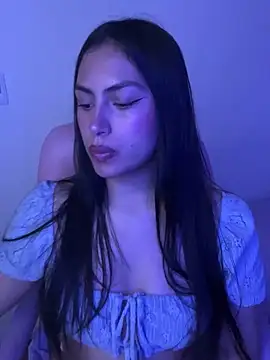 Snapshot of _Danaa chatting on March 2025 07:01:02 PM  Danaa online show from March 2025 07:01:02 PM