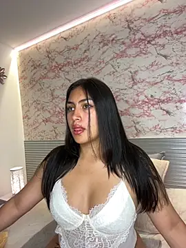 Snapshot of _Danaa chatting on September 2025 06:57:02 PM  Danaa online show from September 2025 06:57:02 PM