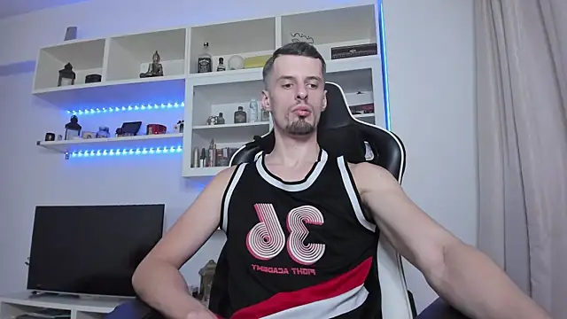 ToddClaytonn online show from September 2025 05:22:01 AM