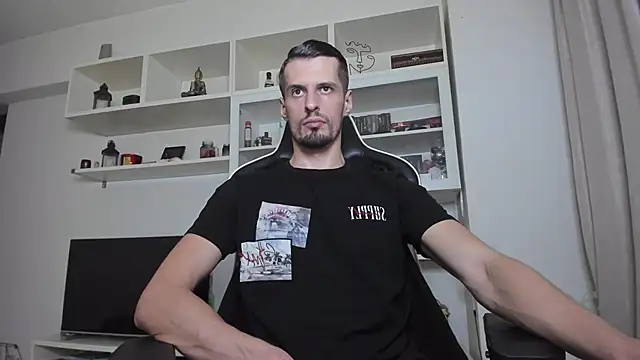 ToddClaytonn online show from October 2025 09:02:01 PM