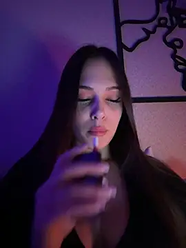 Snapshot of EricaWalls chatting on December 2024 09:01:01 PM EricaWalls online show from December 2024 09:01:01 PM