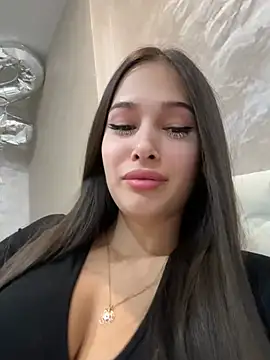 Snapshot of EricaWalls chatting on December 2024 07:09:02 PM EricaWalls online show from December 2024 07:09:02 PM