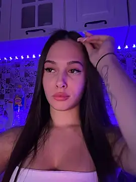 Snapshot of EricaWalls chatting on January 2025 10:28:02 PM EricaWalls online show from January 2025 10:28:02 PM