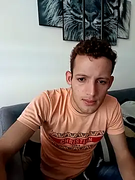 Snapshot of Duvan_Martinez23 chatting on April 2026 09:02:01 PM Duvan Martinez23 online show from April 2026 09:02:01 PM