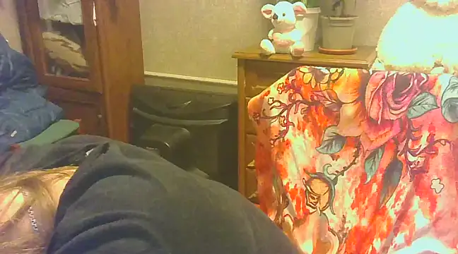 Snapshot of Manulyonok51 chatting on February 2025 01:13:02 AM Manulyonok51 online show from February 2025 01:13:02 AM