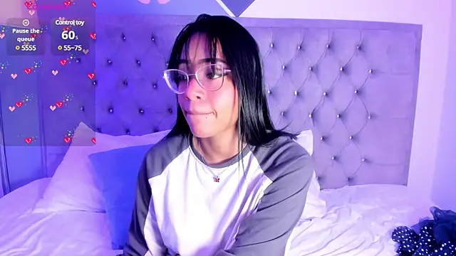 Snapshot of AriannaDavis chatting on March 2025 07:47:02 PM AriannaDavis online show from March 2025 07:47:02 PM