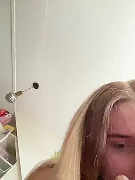 Snapshot of yourhornyslut chatting on February 2025 12:13:01 PM yourhornyslut online show from February 2025 12:13:01 PM