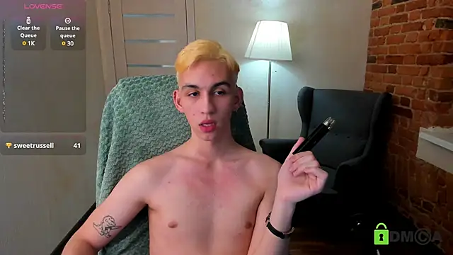 Snapshot of Ul_Tima chatting on December 2024 12:16:01 AM Ul Tima online show from December 2024 12:16:01 AM