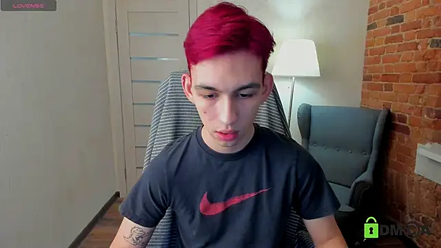 Snapshot of Ul_Tima chatting on December 2024 10:14:02 PM Ul Tima online show from December 2024 10:14:02 PM