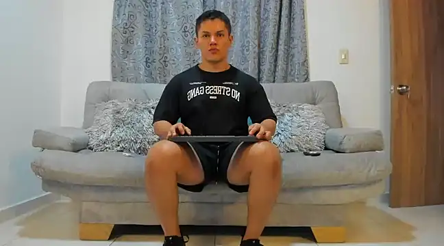 julian wallace online show from January 2025 08:44:01 PM