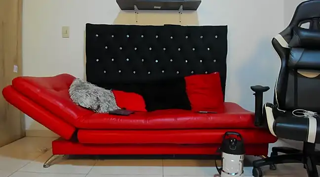 julian wallace online show from March 2025 01:13:01 AM