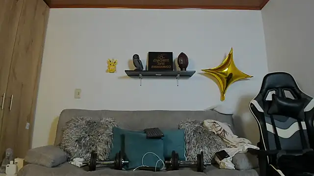 julian wallace online show from September 2025 04:10:02 PM