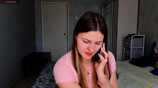 sophia euphoriaa online show from April 2026 06:42:02 AM