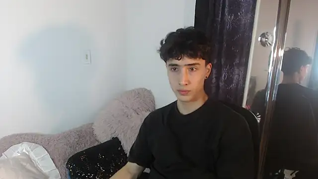 gojo satoru 18 online show from February 2025 12:47:02 PM