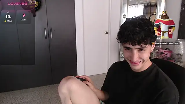 gojo satoru 18 online show from March 2025 02:48:02 PM