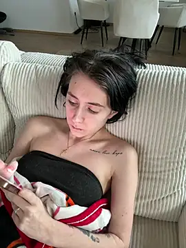 Lena Lang online show from April 2026 03:53:02 PM