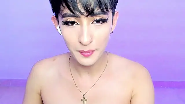 Snapshot of HotStar_yes chatting on February 2025 03:50:01 AM HotStar yes online show from February 2025 03:50:01 AM