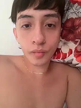 Snapshot of HotStar_yes chatting on September 2025 03:50:02 PM HotStar yes online show from September 2025 03:50:02 PM