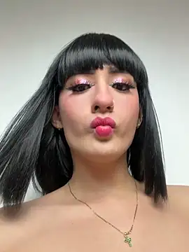 Snapshot of HotStar_yes chatting on October 2025 02:14:02 AM HotStar yes online show from October 2025 02:14:02 AM