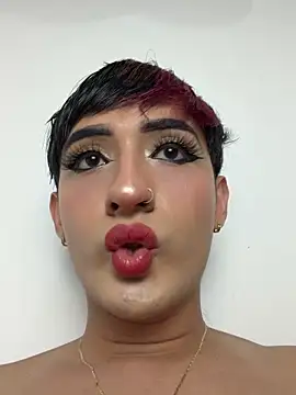 Snapshot of HotStar_yes chatting on May 2026 11:23:04 PM HotStar yes online show from May 2026 11:23:04 PM